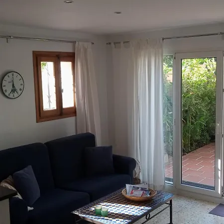 Homestay Fantastische Gastesuite Mit Privater Terrasse *